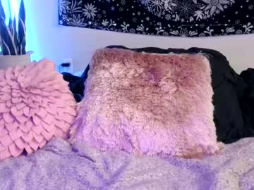 girl BBW & Skinny Sex Cam Girls with babyred333