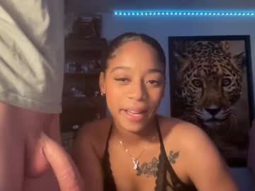 couple BBW & Skinny Sex Cam Girls with lunaa_11