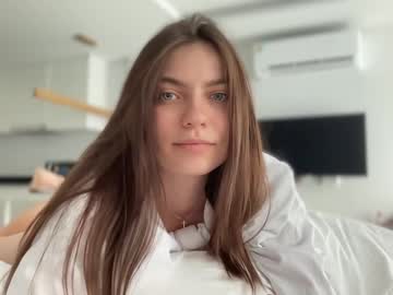 girl BBW & Skinny Sex Cam Girls with kattyyy_catt