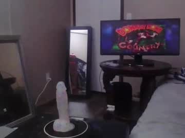 couple BBW & Skinny Sex Cam Girls with p3tit3queen93