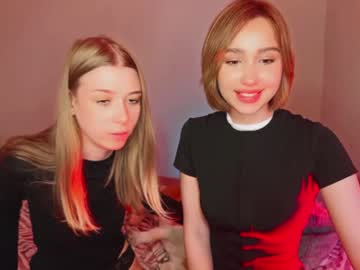 couple BBW & Skinny Sex Cam Girls with cherrycherryladies