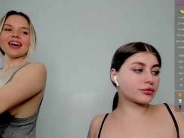 couple BBW & Skinny Sex Cam Girls with anycorn