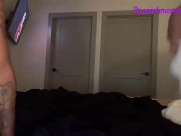 couple BBW & Skinny Sex Cam Girls with spanishmommyy