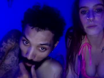 couple BBW & Skinny Sex Cam Girls with croxfox