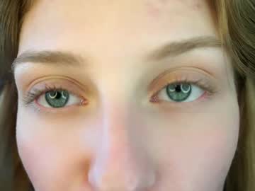 girl BBW & Skinny Sex Cam Girls with brittcollinge