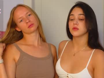 couple BBW & Skinny Sex Cam Girls with jas_eva