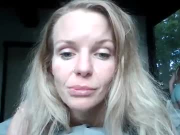 girl BBW & Skinny Sex Cam Girls with carinablair777