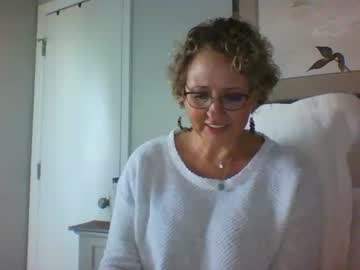 girl BBW & Skinny Sex Cam Girls with momnxtdoor