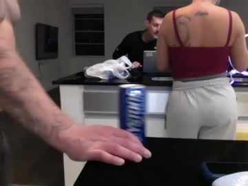 couple BBW & Skinny Sex Cam Girls with mr_mgmtx