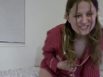 girl BBW & Skinny Sex Cam Girls with clementinecult