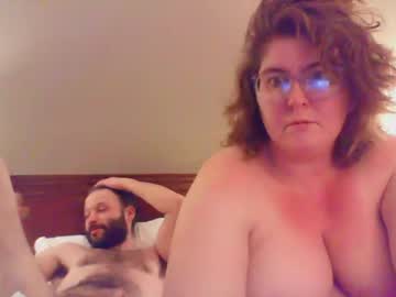 couple BBW & Skinny Sex Cam Girls with bedbandits