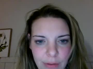 couple BBW & Skinny Sex Cam Girls with jujubean_romeobaby