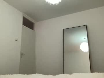 girl BBW & Skinny Sex Cam Girls with seraveraxo