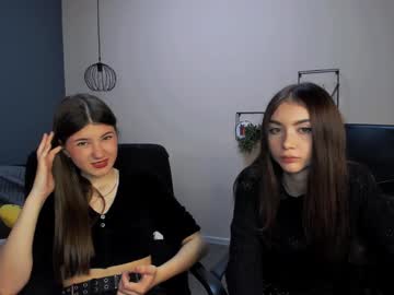 couple BBW & Skinny Sex Cam Girls with lissa_night