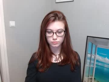 girl BBW & Skinny Sex Cam Girls with kate_lisa