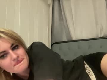 couple BBW & Skinny Sex Cam Girls with nico_and_ray