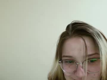couple BBW & Skinny Sex Cam Girls with liya_still